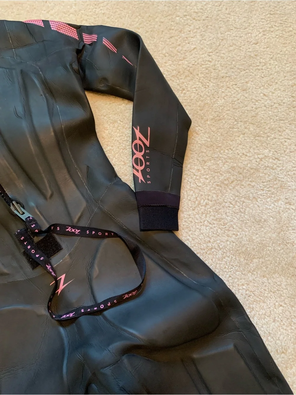 Zoot Black Zenith Wetsuit with Pink Accents - Picture 3 of 6